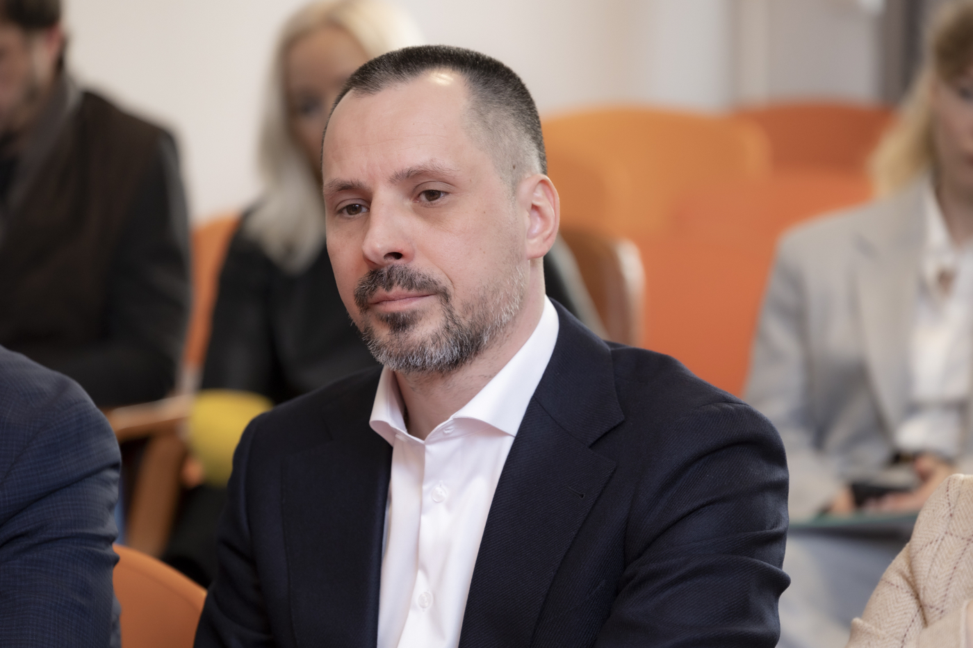 Вотинцев Сергей Викторович - советник генерального директора военно-промышленного холдинга KMZ («Кингисеппский машиностроительный завод»)