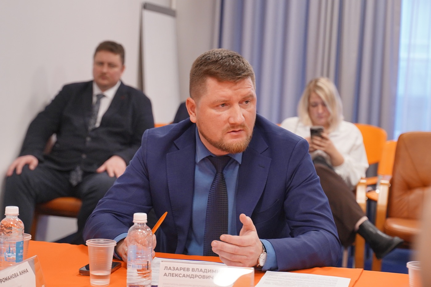 Лазарев Владимир Александрович — Заместитель директора Департаментаа малого и среднего бизнеса Санкт-Петербургского филиала банка ПСБ