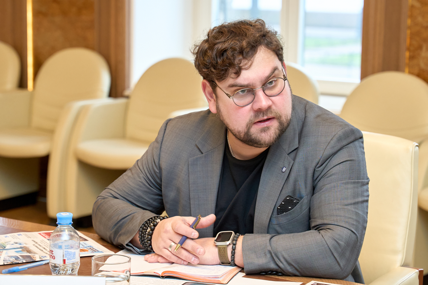 Щелканов Александр Александрович — помощник председателя профильной комиссии по инвестициям Законодательного Собрания Санкт-Петербурга