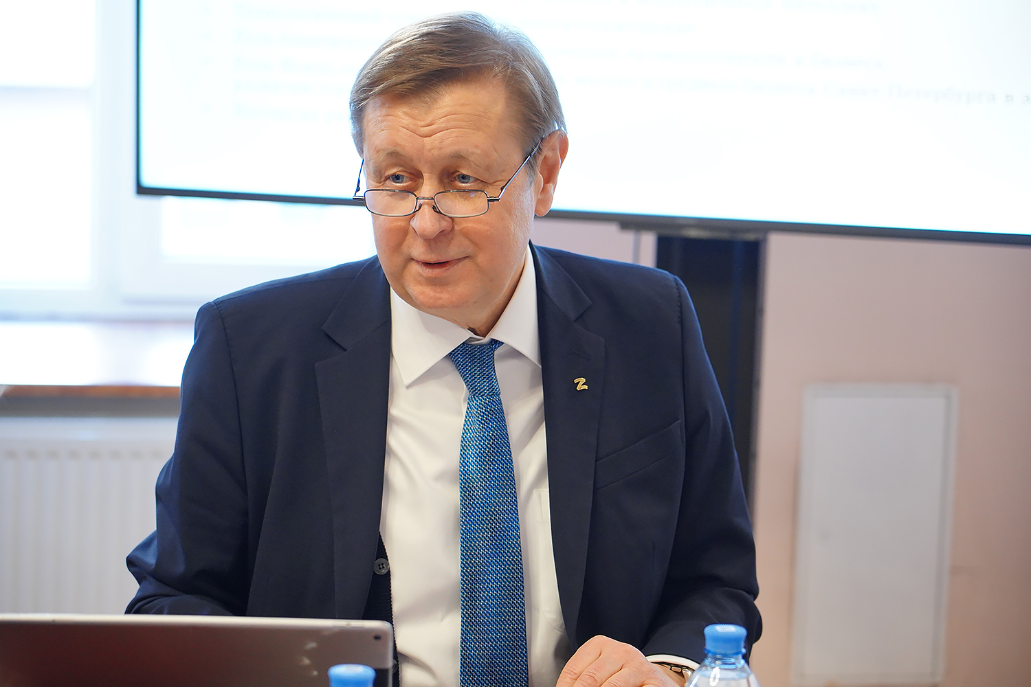 ������� ������� ������������ � �������������� �� ������ ���� ���������������� � �����-����������